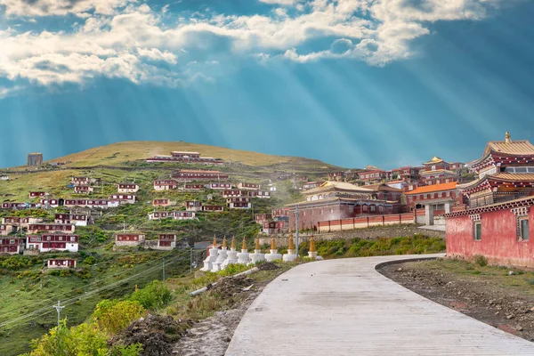 Incrível Vista Academia Budista Tibetana Mosteiro Templo Dongga Tibete — Fotografia de Stock