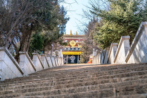 Increíble Vista Del Templo Budista Tradicional Del Monasterio Guihua Shangri — Foto de Stock