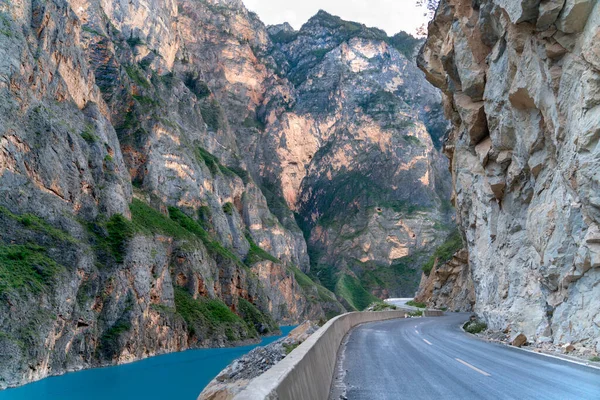 Vue Sur Les Montagnes Depuis Autoroute Long Rivière Shuoyi Sur — Photo