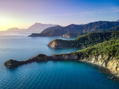 İzleme yolları arasında doğal parka inanılmaz yüksek açı manzarası: Güney Türkiye, Antalya ve Mugla 'da 