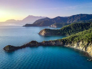 İzleme yolları arasında doğal parka inanılmaz yüksek açı manzarası: Güney Türkiye, Antalya ve Mugla 'da 