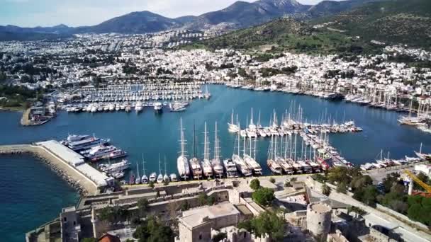 Increíble Vista Panorámica Desde Dron Hermosa Llena Yates Puerto Bodrum — Vídeos de Stock