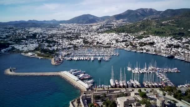 Fantastisk Panoramautsikt Från Drönare Vackra Full Båtar Bodrum Hamn Och — Stockvideo