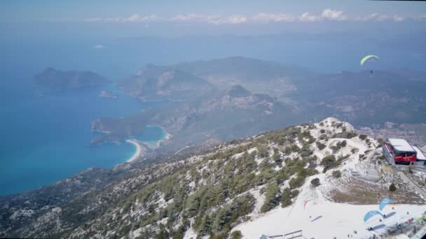 Niesamowity Widok Góry Pod Wysokim Kątem Naturalny Park Śnieżnymi Szczytami — Wideo stockowe