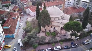 Aydın 'ın başkenti Aydın' ın havadan çekilmiş fotoğrafı - Aydın 'ın Aydın kenti, güneşli bir günde İHA' nın en yüksek noktasından havalandı. Şehir merkezinde ve parklarda inanılmaz bir hava manzarası var..