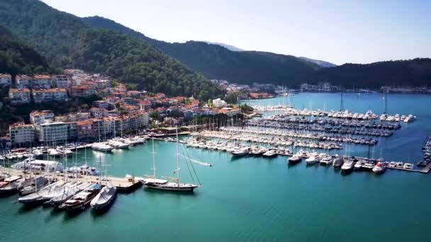 Vista Del Dron Hermosa Ciudad Fethiye Puerto Fethiye Lleno Yates — Vídeos de Stock