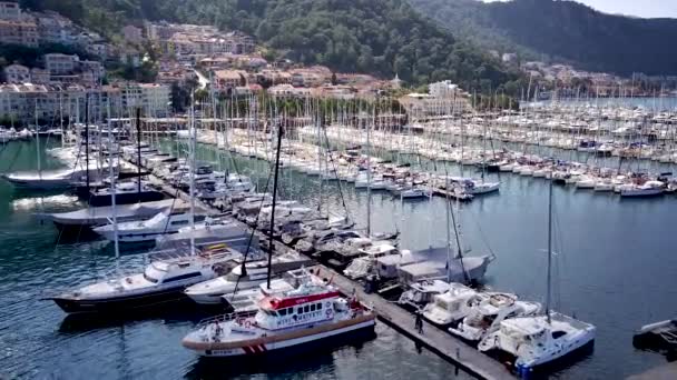 Drone Widok Piękne Miasto Fethiye Portu Fethiye Pełne Jachtów Łodzi — Wideo stockowe