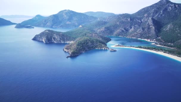 Vista Panorâmica Bonita Surpreendente Drone Parque Natural Oludeniz Lagoa Azul — Vídeo de Stock