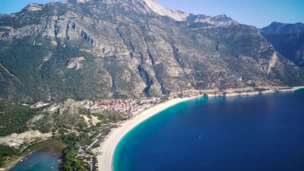 Prachtig Panoramisch Uitzicht Vanaf Drone Van Natuurpark Oludeniz Fethiye Blauwe — Stockvideo