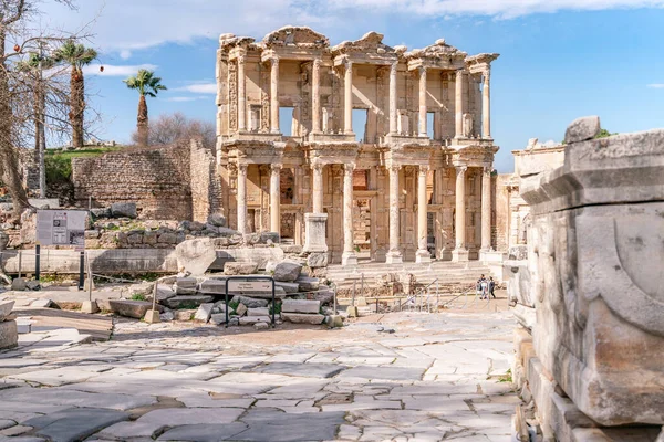 Biblioteca Celsus Éfeso Selcuk Izmir Turquia Estátua Mármore Sofia Deusa — Fotografia de Stock