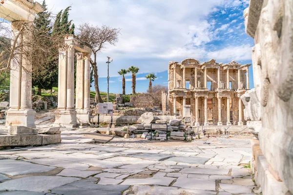 Celsus Bibliothek Ephesus Selcuk Izmir Türkei Marmorstatue Ist Sophia Göttin — Stockfoto