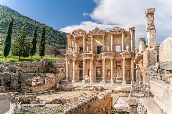 Biblioteca Celsus Éfeso Selcuk Izmir Turquia Estátua Mármore Sofia Deusa — Fotografia de Stock