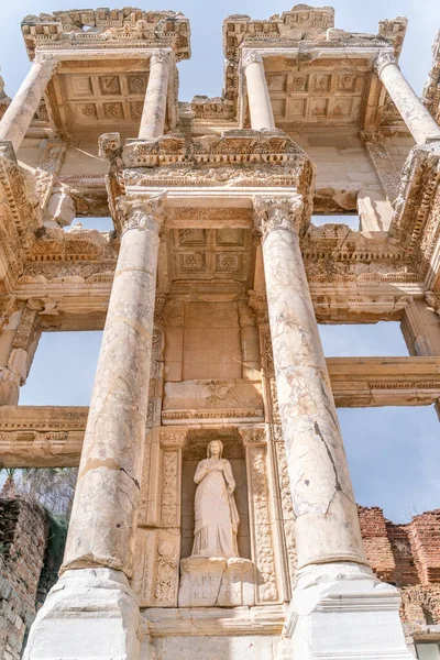 Biblioteca Celsus Éfeso Selcuk Izmir Turquia Estátua Mármore Sofia Deusa — Fotografia de Stock