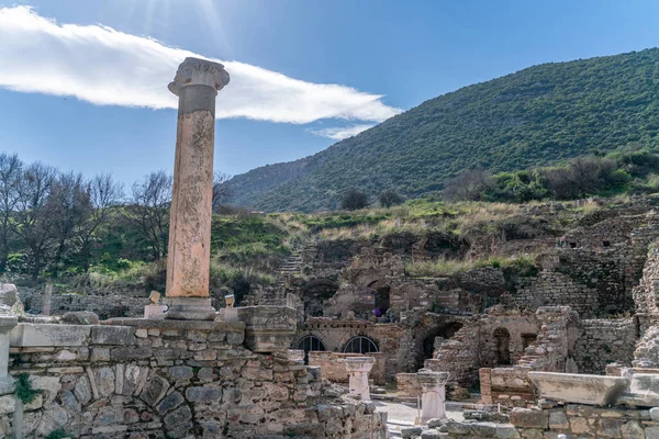 Selcuk Izmir Turquia Colunas Monumento Memmius Ruínas Éfeso Sítios Arqueológicos — Fotografia de Stock