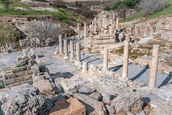 Selcuk Izmir Turquia Colunas Monumento Memmius Ruínas Éfeso Sítios Arqueológicos — Fotografia de Stock