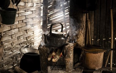 siyah su ısıtıcısı