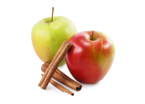 Dos manzanas y canela aisladas sobre fondo blanco — Foto de Stock