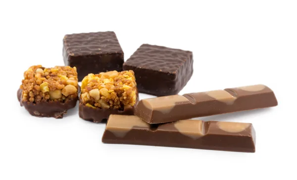 Süßigkeiten mit Nüssen isoliert auf weißem Hintergrund — Stockfoto