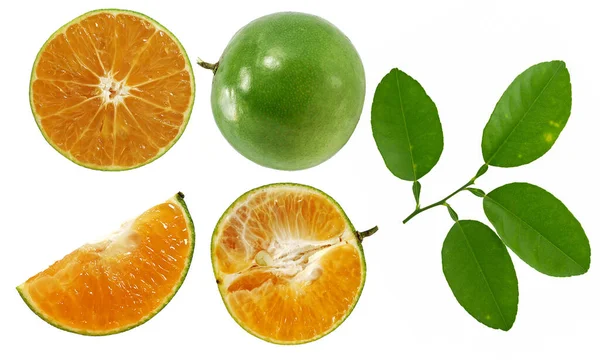 Calamansi Groen Oranje Vruchten Geïsoleerd Witte Achtergrond — Stockfoto