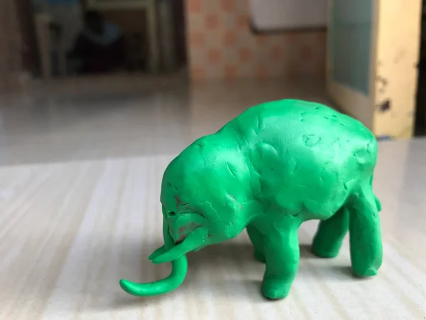 Elefante Animal Feito Usando Argila Cor Verde Pela Minha Menina — Fotografia de Stock