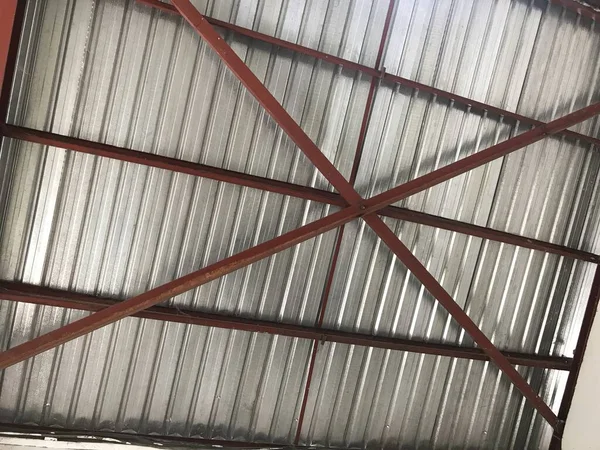 Hoja Techo Delgada Acero Galvanizado Con Soporte Viga Acero Estructural — Foto de Stock