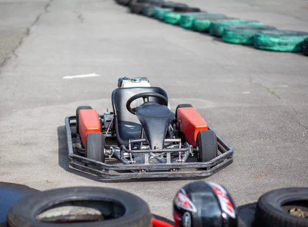 Carro Kart Está Estrada Esperando Motorista Carros Karting Para Crianças — Fotografia de Stock