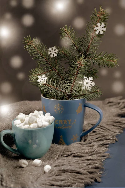 Xmas Mug Fir Branches Cup Coffee Cocoa Marshmallows Grey Knitted — Stock Photo, Image