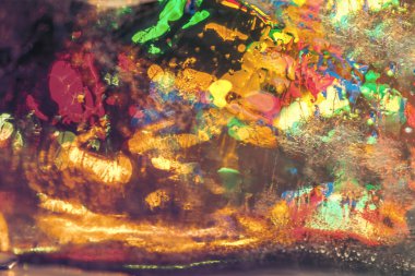 Bulanık soyut renkli arkaplan. Odaklanmamış grunge dokusu. Güneş ışığı etkisi odak dışı. Renkli arkaplan