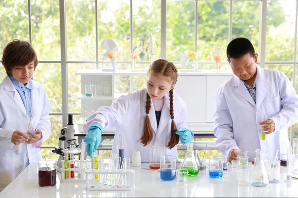 Three Happiness Curious Kids Experimenting Science Joyful Smile Faces — Stock Photo, Image