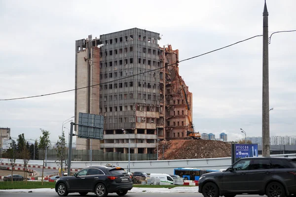 Moskva Russland Oktober 2020 Riving Gammel Høyblokk Bygging Nytt Boligkompleks – stockfoto