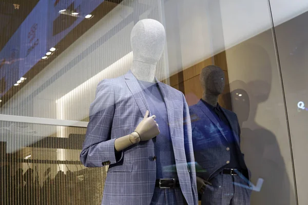 Moscú Rusia Abril 2021 Maniquíes Ventana Una Tienda Moda Estilo — Foto de Stock