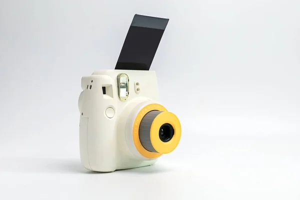 Câmera Sem Espelho Digital Isolada Fundo Branco — Fotografia de Stock