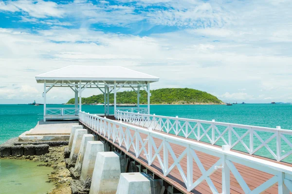 Muelle puente de madera — Foto de Stock