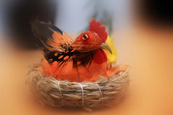 公鸡为复活节装饰 — 图库照片