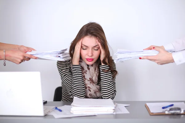 Portrait of tired young business woman with laptop computer — Stock Photo, Image