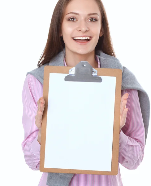 Mulher mostrando uma página em branco da área de transferência — Fotografia de Stock