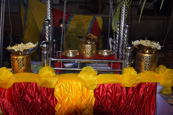 Indiai Esküvő Recepció Dekoráció Nyitott Kertben Éjjel — Stock Fotó