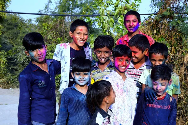 2020 Dawes Madhya Pradesh Indien Landkinder Spielen Fröhlichen Farben Konzept — Stockfoto