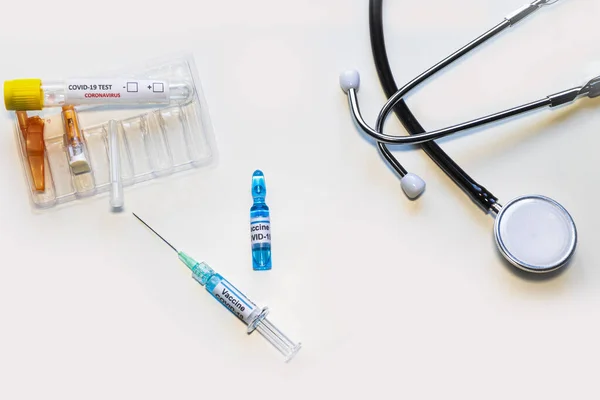 Coronavirusvaccin Covid Medische Sanitaire Apparatuur Met Kopieerruimte — Stockfoto