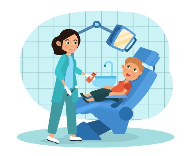 Küçük çocuk pediatrik dişçiye gidiyor.