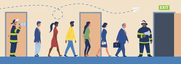 Hayati tehlikeyle karşı karşıya olan çalışanlar, tatbikat olarak itfaiyecilerin kontrolü altında görevlerini bırakıyorlar.