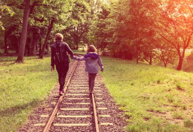 Anne, kızı Dengeleme