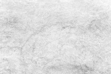 Pürüzsüz zemin duvarına çimento yapıştırılmış. Beyaz gri, soyut arka plan ve doku. Üzerine harfler ya da resimler koymak için..