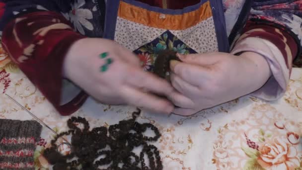 Elderly Woman Knits Wool Knitting Needles — Stock Video