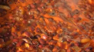 Fasulyeler tavada pişirilir. sağlıklı gıda konsepti 