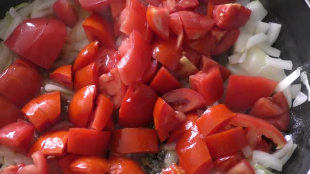 Los Tomates Son Cocidos Cacerola Concepto Alimentos Saludables — Vídeo de stock