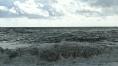 sorunlu deniz ve gökyüzü 