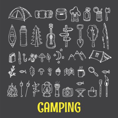 El kümesi kamp ve ekipman hiking çizilmiş. Simgeler zammı. Tra