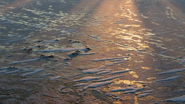 Glace Gelée Surface Froide Profonde Lac Recouverte Neige Gros Plan — Photo