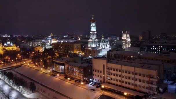 Luces Nevadas Invierno Iluminaron Las Imágenes Aéreas Ciudad Dormition Cathedral — Vídeo de stock